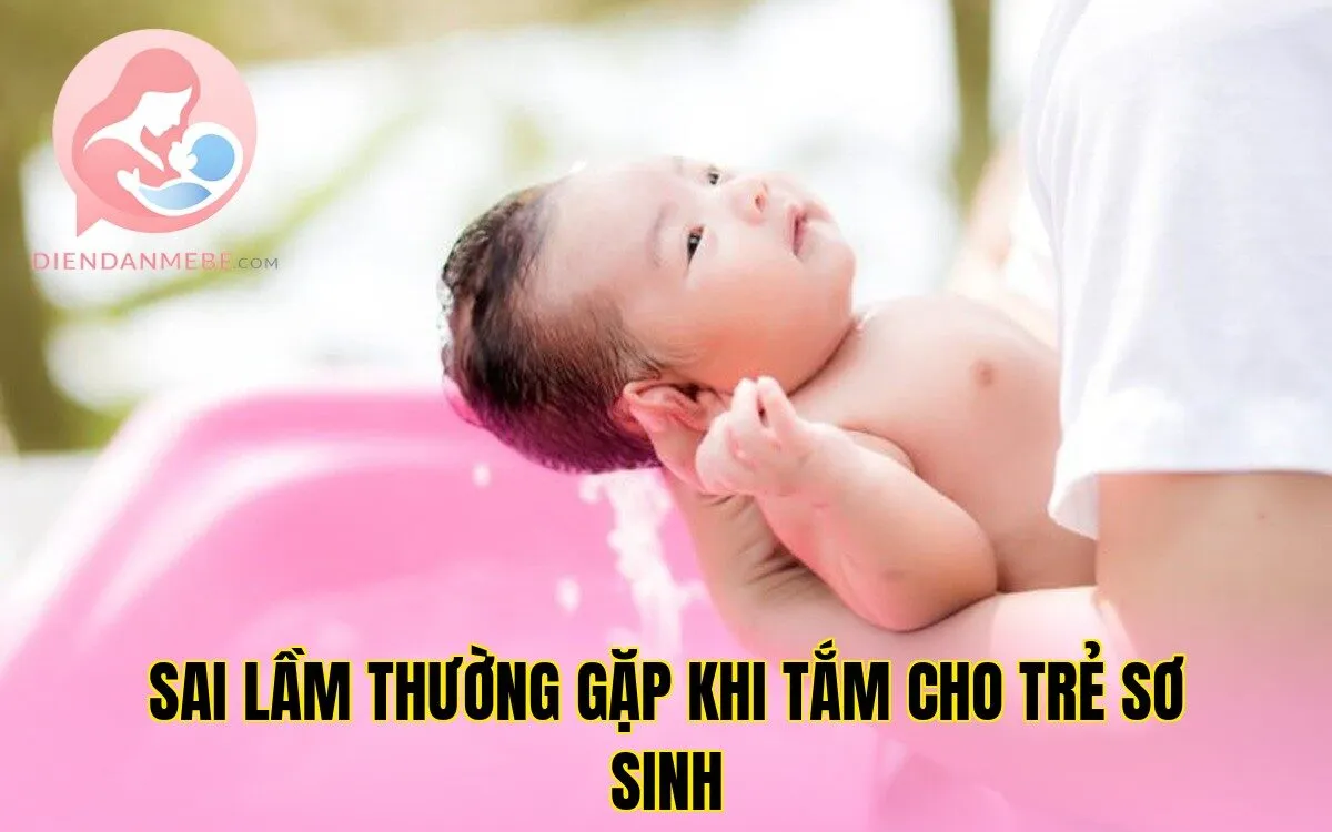 Sai lầm thường gặp khi tắm cho trẻ sơ sinh