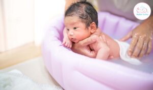 cách tắm em bé sơ sinh